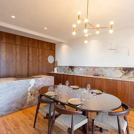 Eugenie - With Balcony And Sea View And Du Palais In דירה ביאריץ